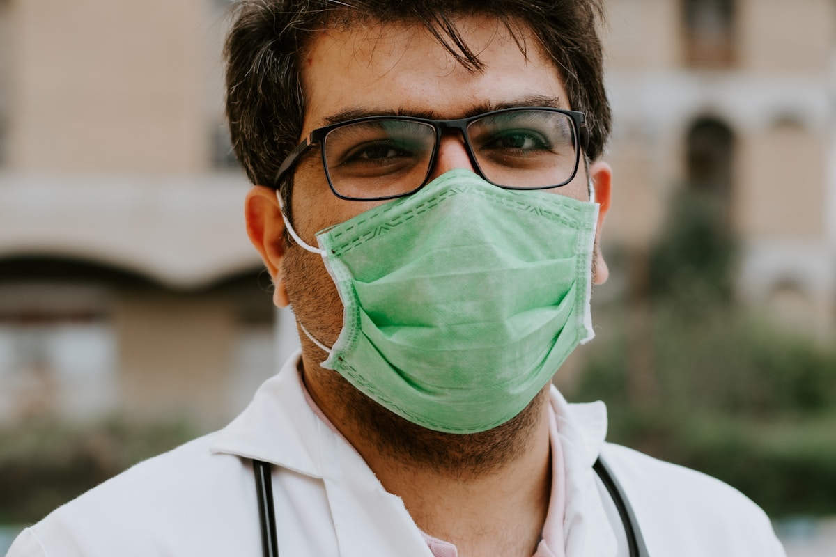 Röntgenrum med modern utrustning på privatklinik — Röntgen Direkt